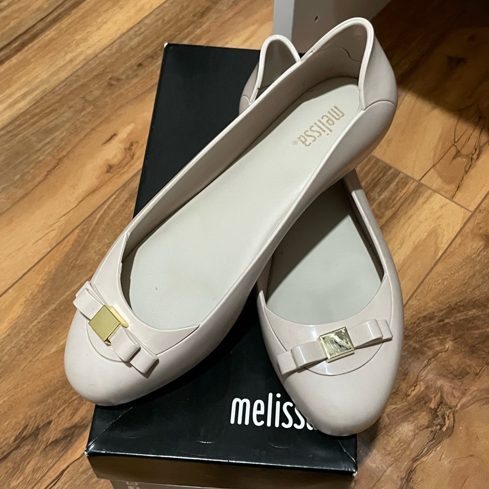 Melissa jelly flats beige/sand color size 6